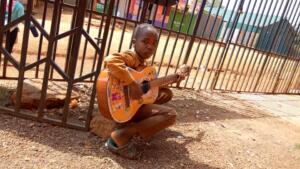 abel_mogaka_kids_nairobi_slum_16